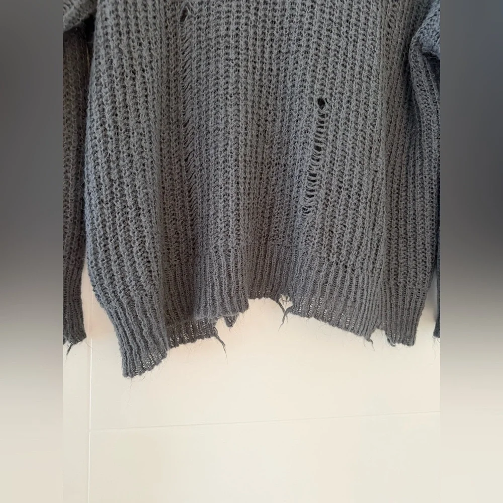 Urban Outfitters Oversized Alston Distressed Knit Pullover Sweater, size small. - Picture 8 of 11